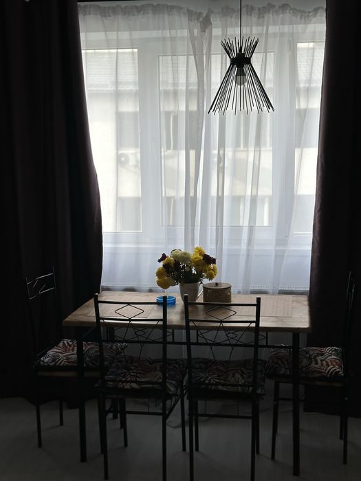 Garsoniera spre inchiriere