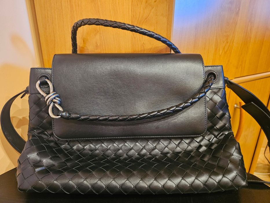 Geanta Bottega Veneta originala