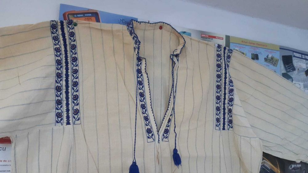 Camasa port traditional lunga