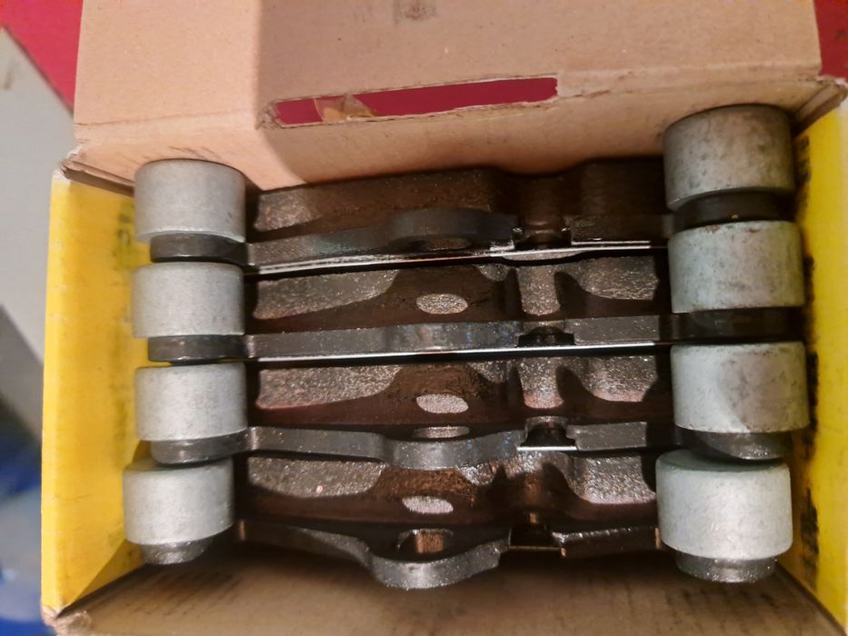 Plăcuțe frână Audi Q7, VW Touareg, Porsche Cayenne.