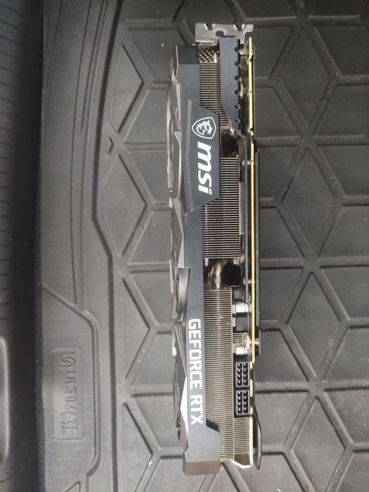 Msi Geforce Rtx 3090 Видеокарта в отлично състояние