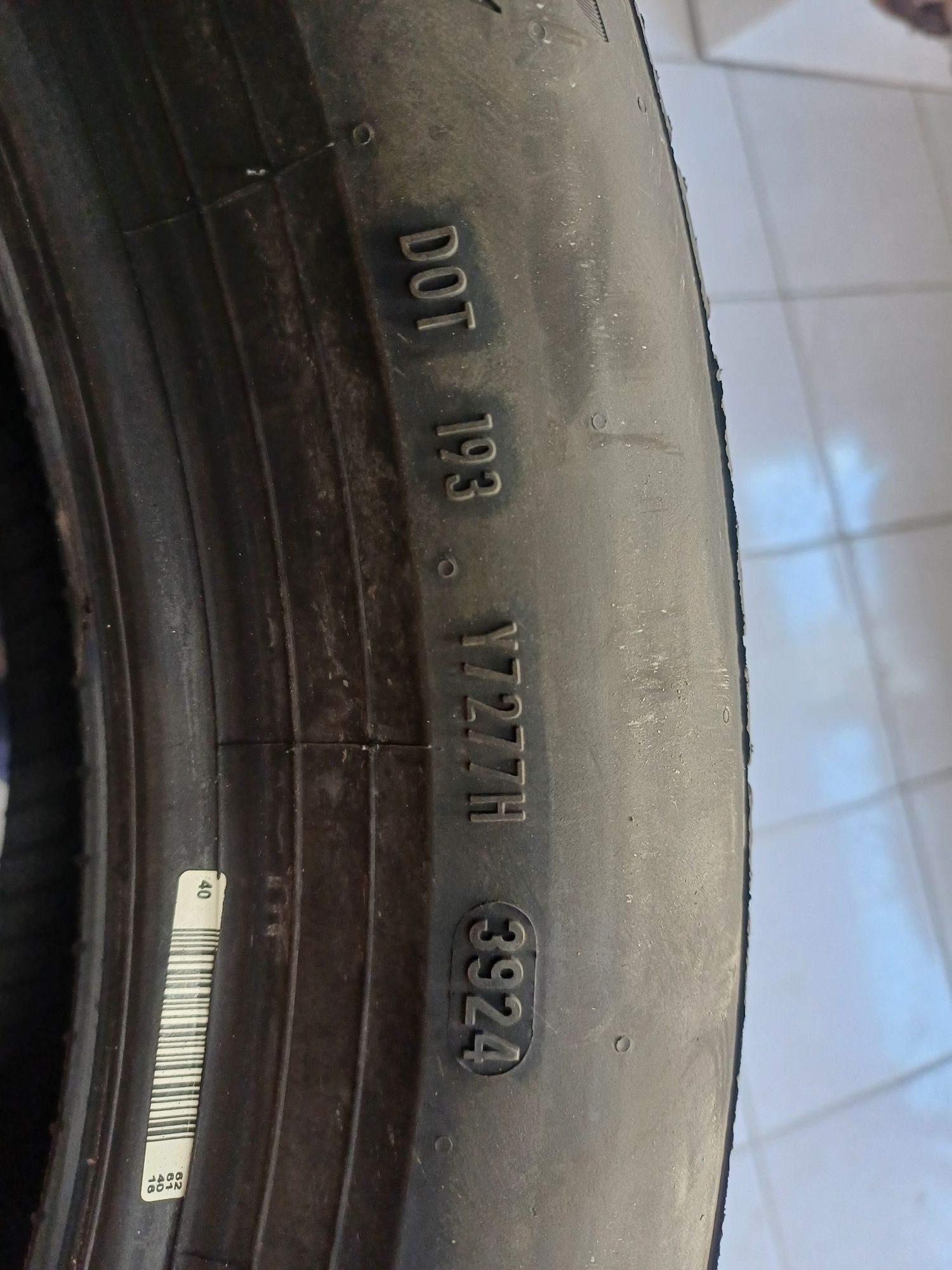 Чисто НОВИ ЛЕТНИ ГУМИ - 225/50/18 PIRELLI cinturato летни гуми