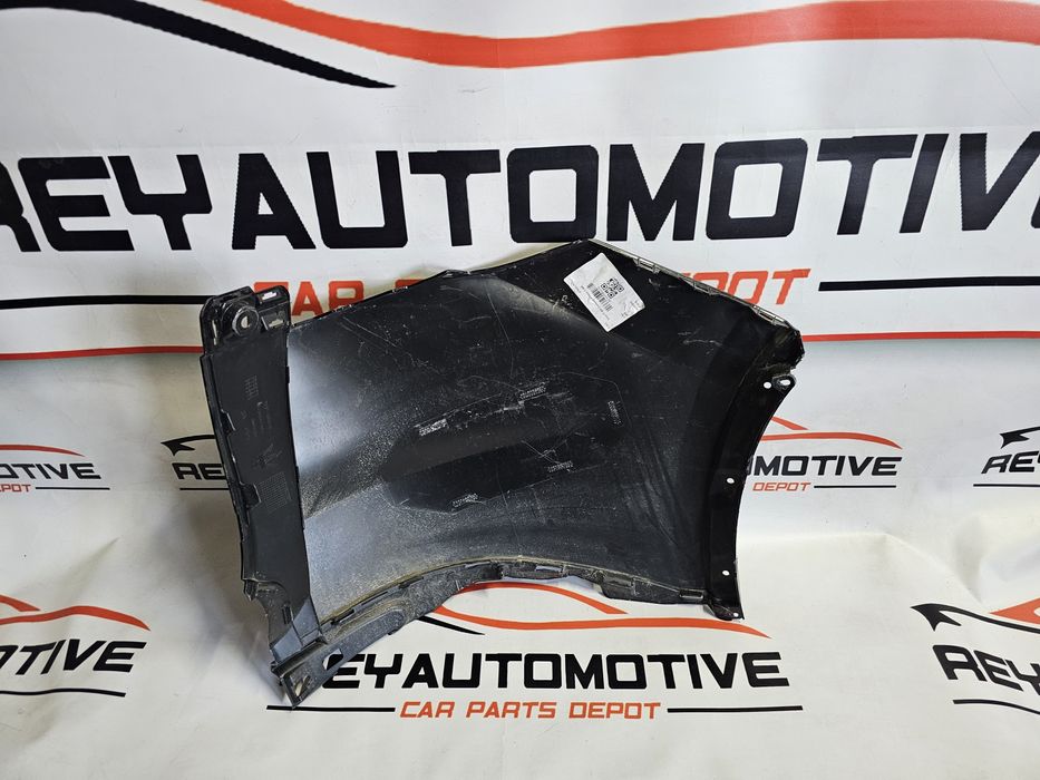 Colt stanga bara spate Maserati Grecale cod 670157363