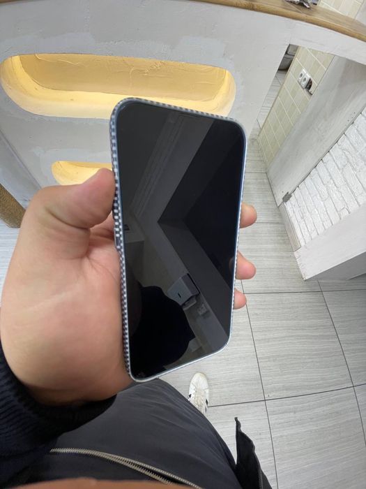 iphone 13 ochilmagan