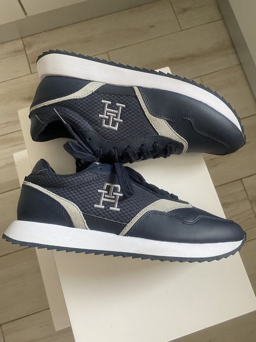 Adidasi Tommy Hilfiger, marimea 40, piele naturala