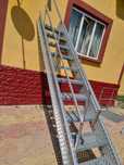 Confectionam scarii metalice zincate exterioare și pentru incendii , p