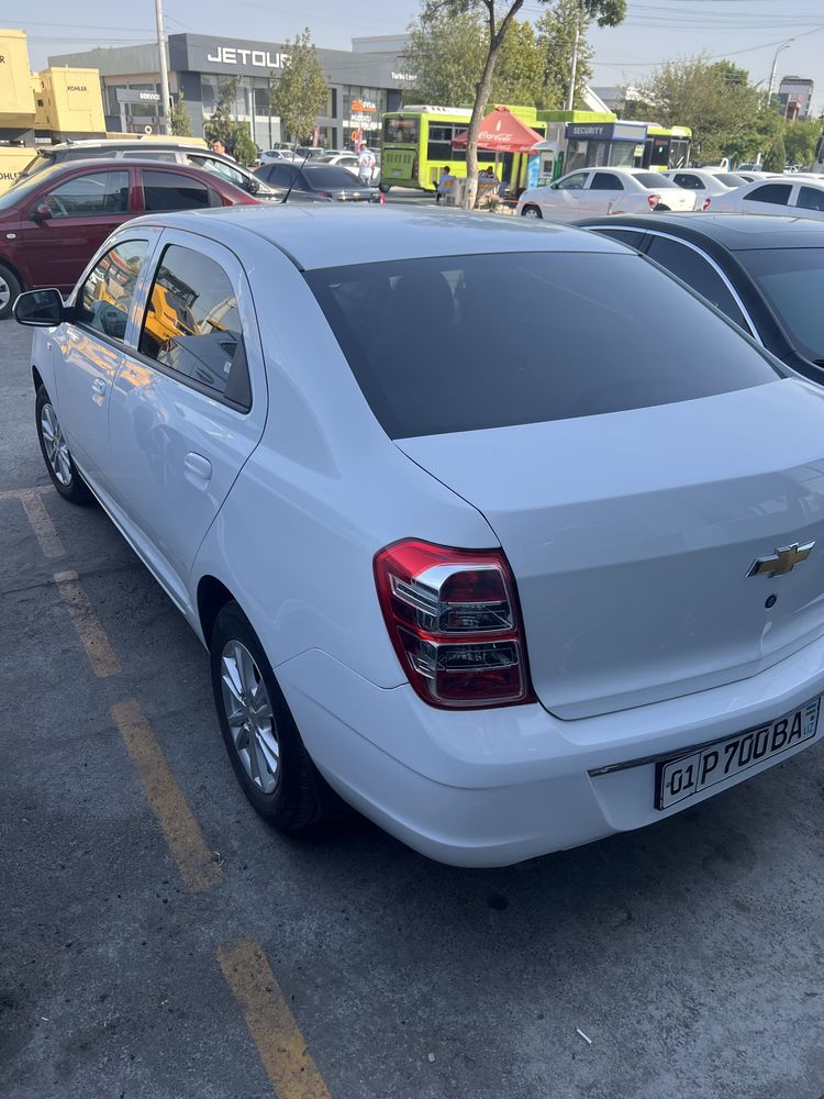 2025 Cobalt rangi oq 5 мин юрган