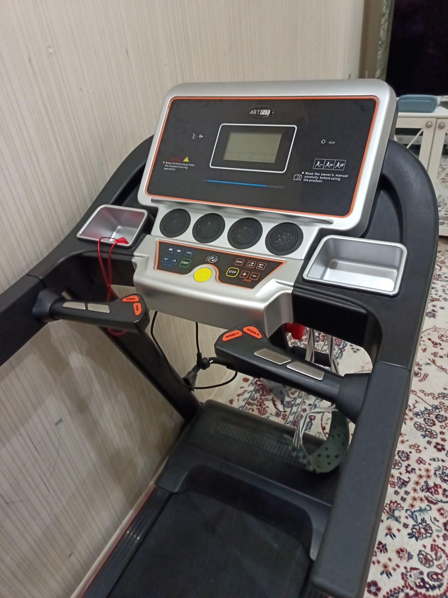 Продам беговую дорожку