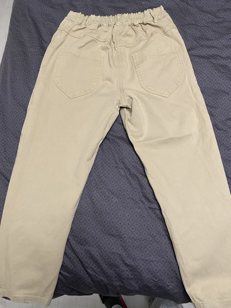 Продавам панталон на марката Fetish