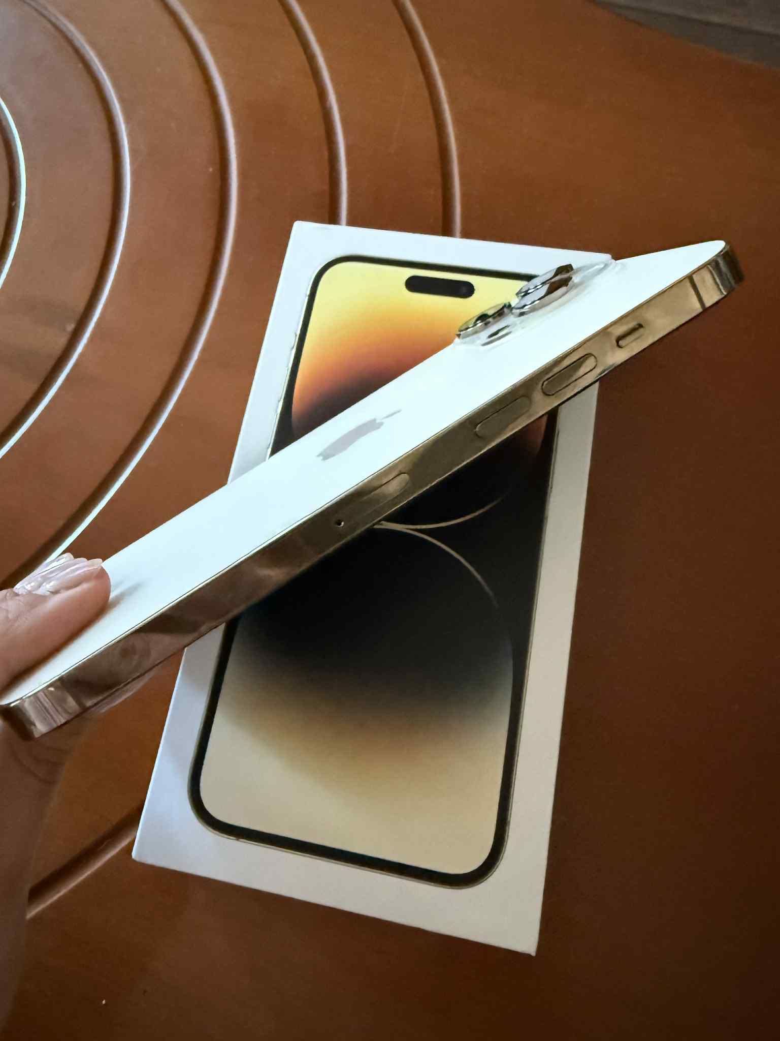 iPhone 14 Pro max