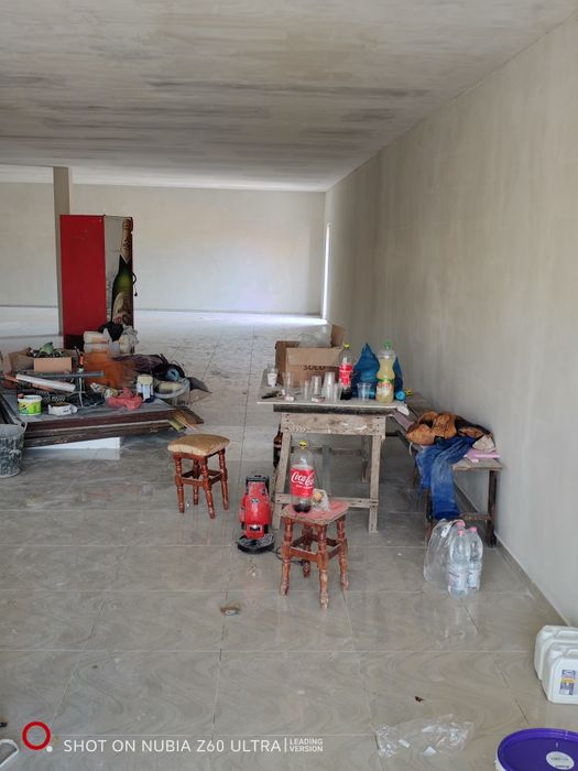 Închiriez spațiu comercial dangeni