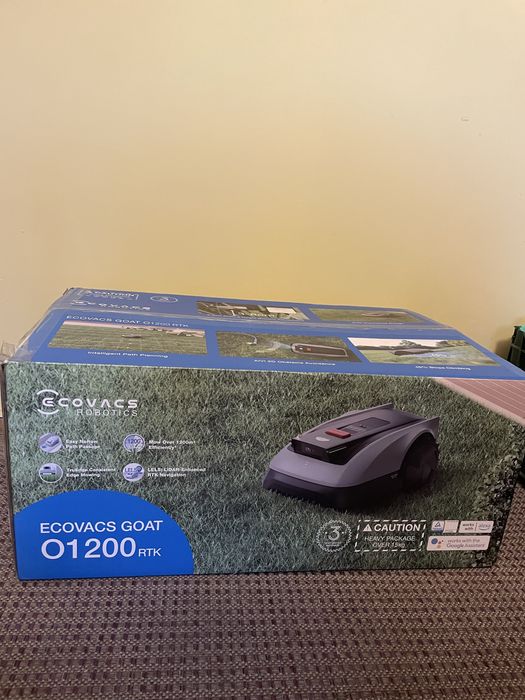 Masina de tuns iarba Ecovacs goat O1200 RTK gri