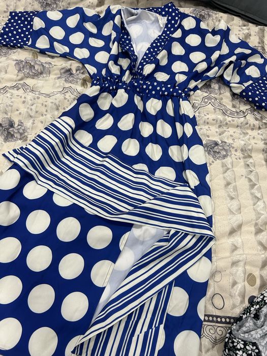 женское платье срочно продам