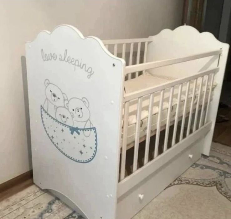 Кроватка для новорождённого
