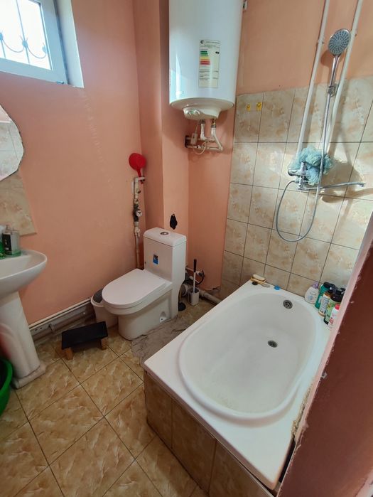 Срочно!!! Уй сотилади.