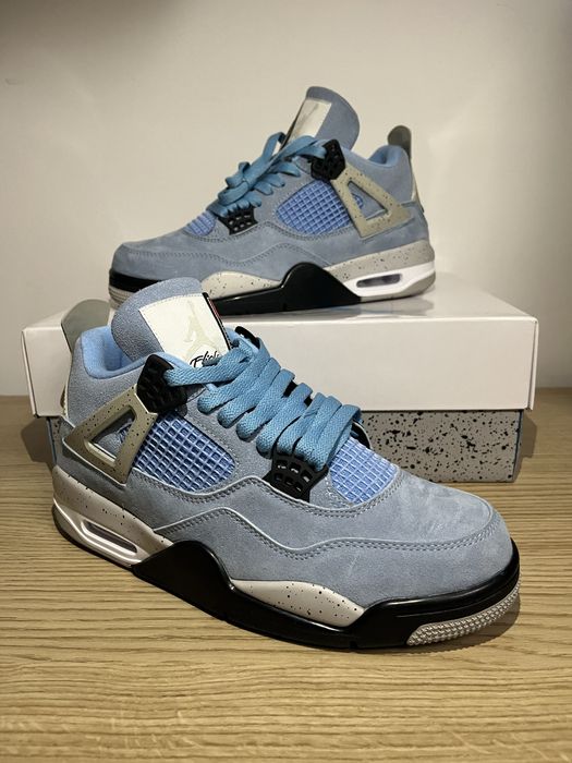 Jordan 4 Univerity Blue