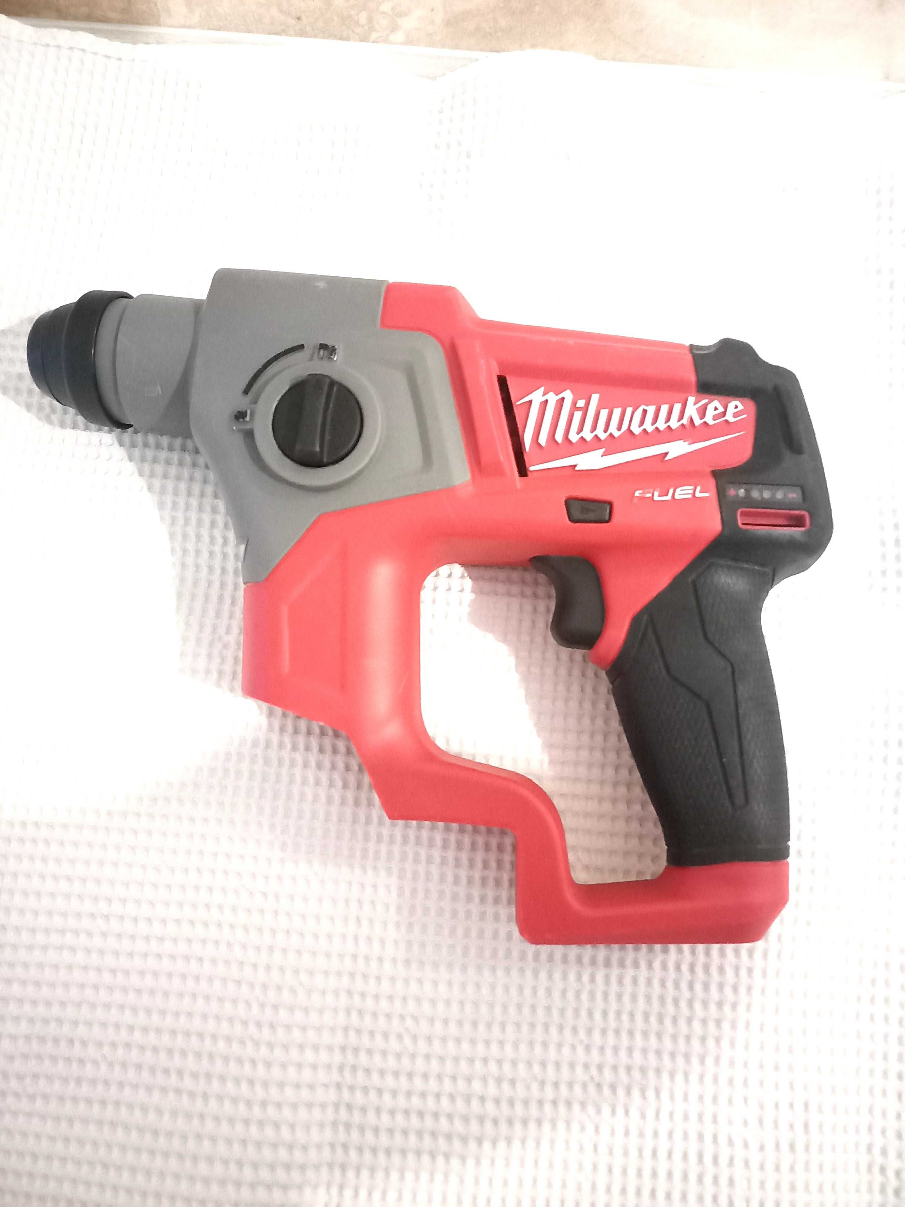 Rotopercutor SDS plus milwaukee M12