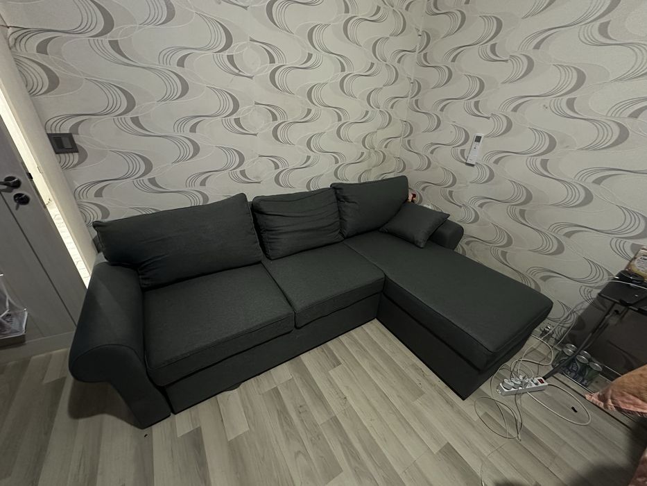 Продава се диван