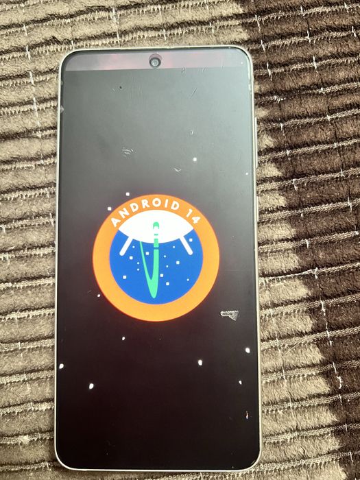 Samsung s21 fe 5 g Snapdragon 888 256/8