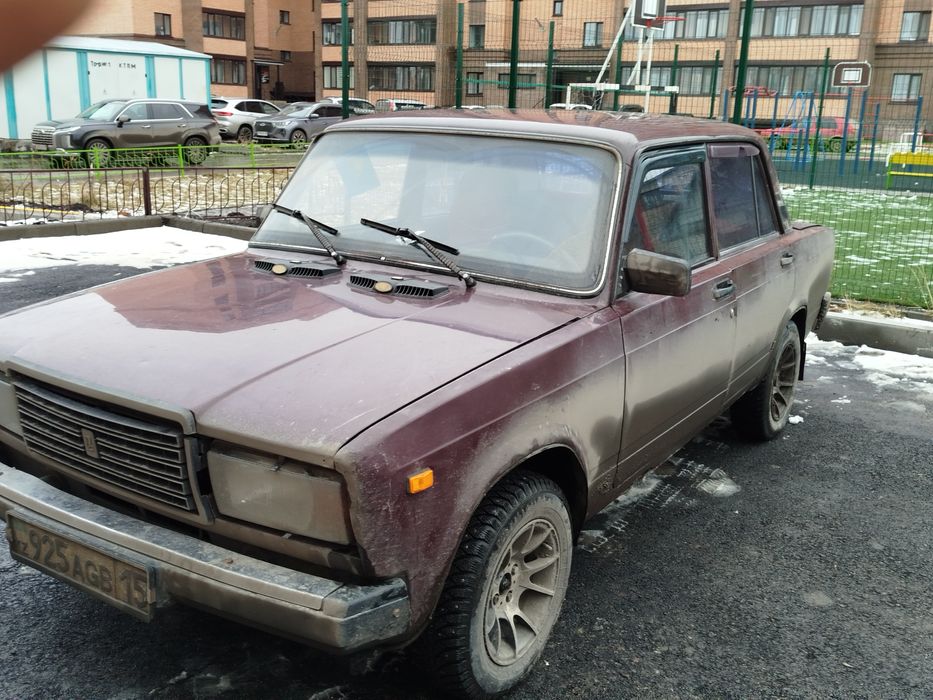 Продам ваз 2107 . инжектор.в хорошем состоянии