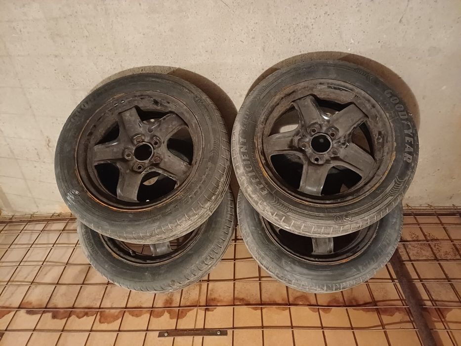 Vand jenti de opel pe 16