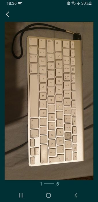Tastatură  apple cu 2 usb la capete