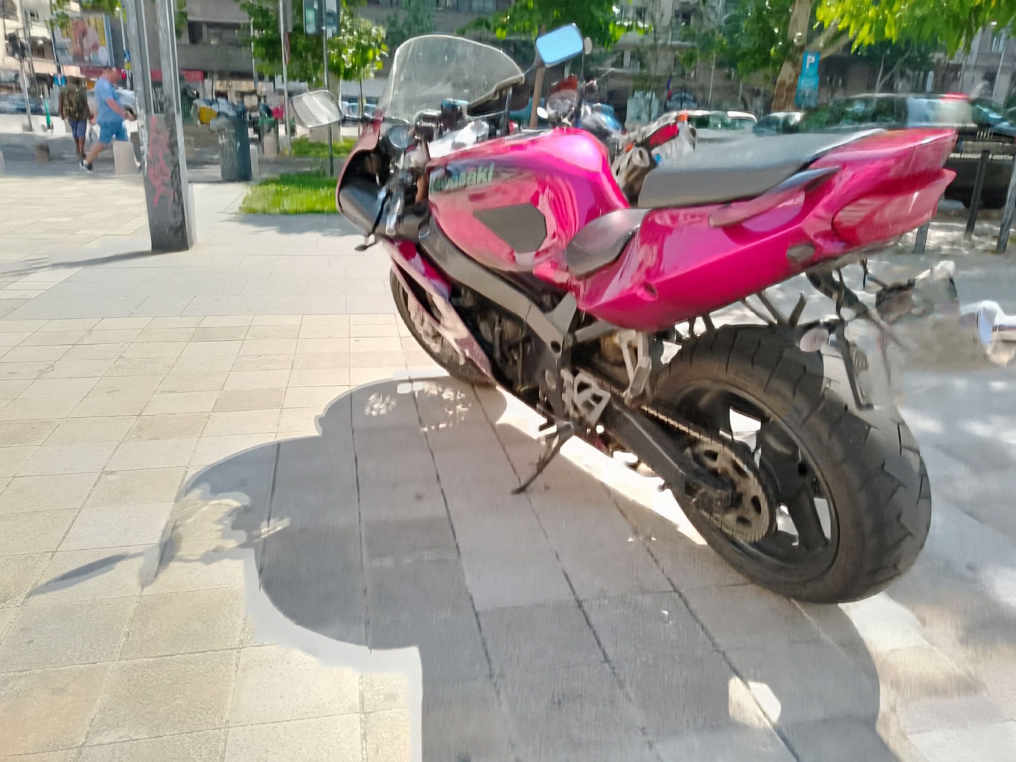 Kawasaki zx7r ninja 750 2000