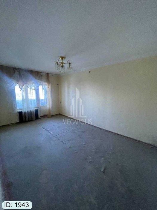 Dinamo kalso tarafda 3 xonali  120 oyga sotilai №1943