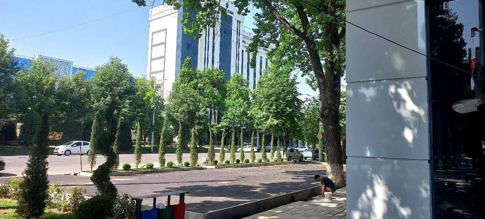 Продаётся здания на первой линии