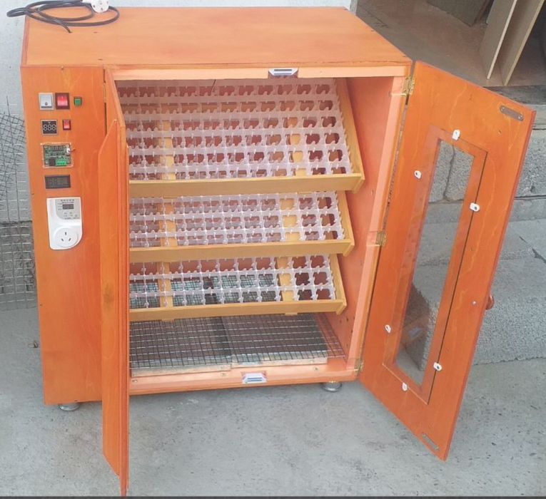 Inkubator 264 talik