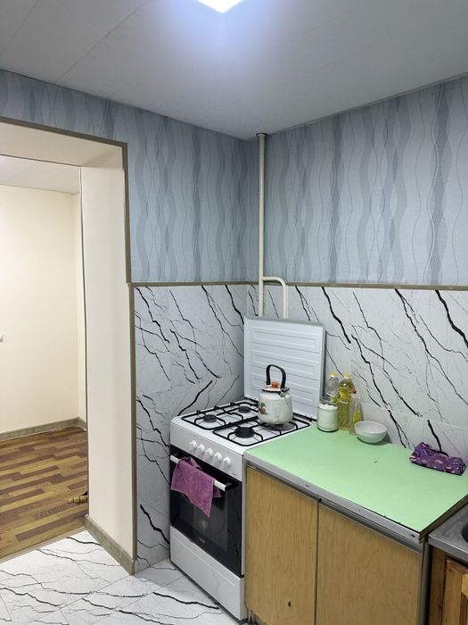 Chilonzor 26. 1/1/5. 2*6 balkon. Kirpich