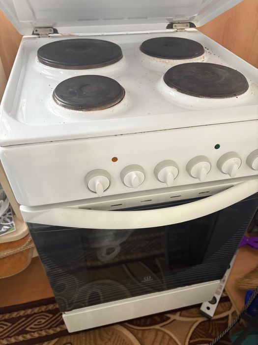 Электрическая плита