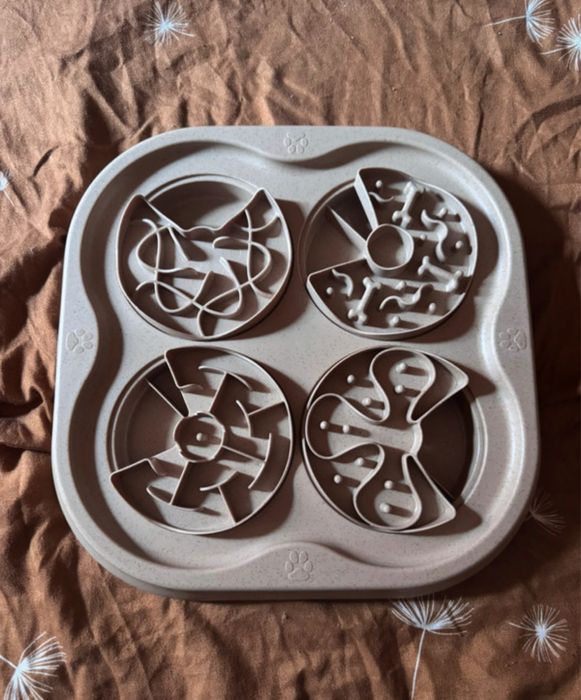 TIAKI Slow Feed Puzzle