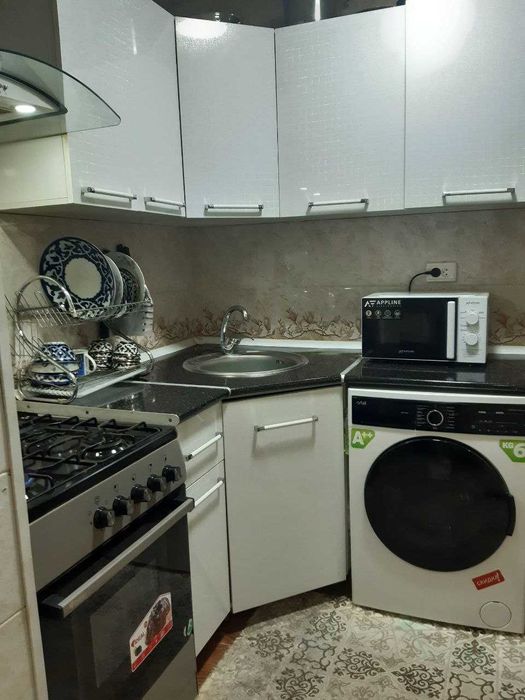 Продаётся квартира 3/1/4 с ремонтом. В посёлке Улугбек (Набережная).