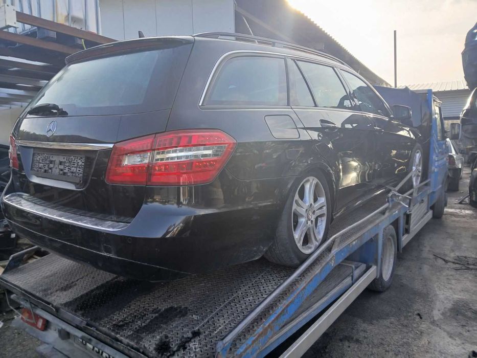 Мерцедес E220 cdi, 2011 г на части