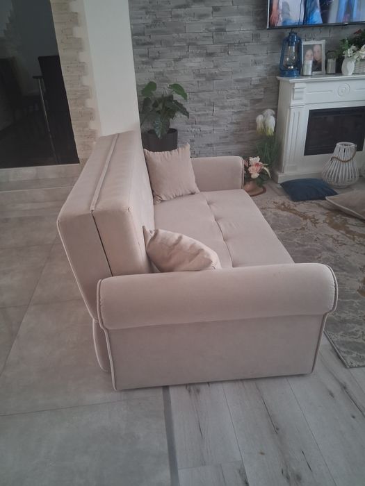 Canapea extensibila crem