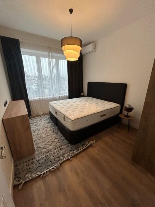 Дава се под наем Тристаен апартамент в София, Център - 74 кв.м за 900 € - Снимка #1