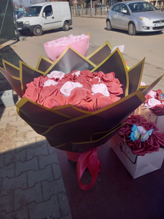 Букети от вечна Роза