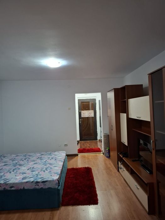 Inchiriez Garsoniera Craiovei