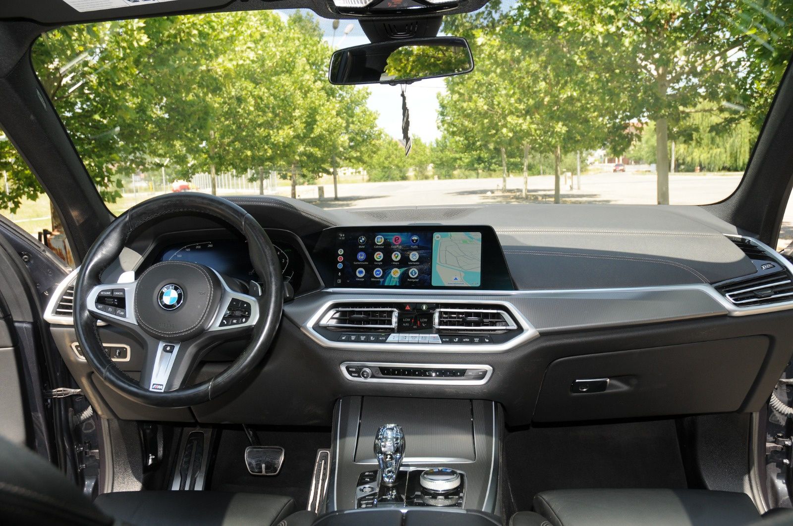 BMW X5 Model 40i full option m pachet