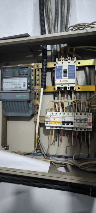 Электир монтаж ижларини киламиз любой кийинларинихам