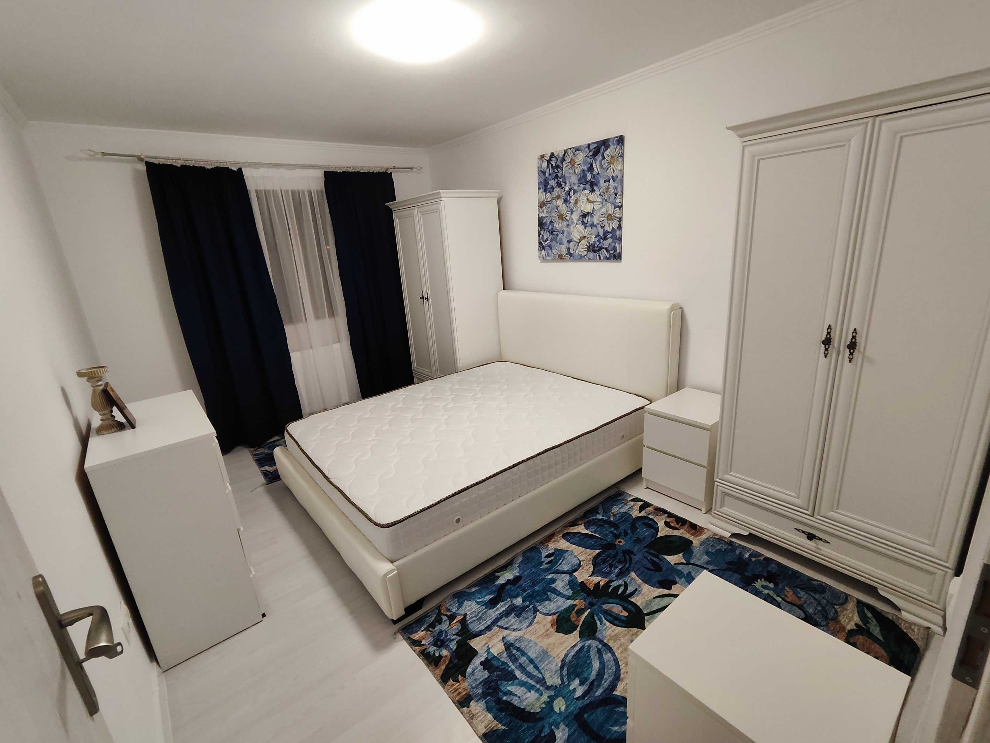 Inchiriez apartament superb,3 camere, nou, in vila sector 1 București.