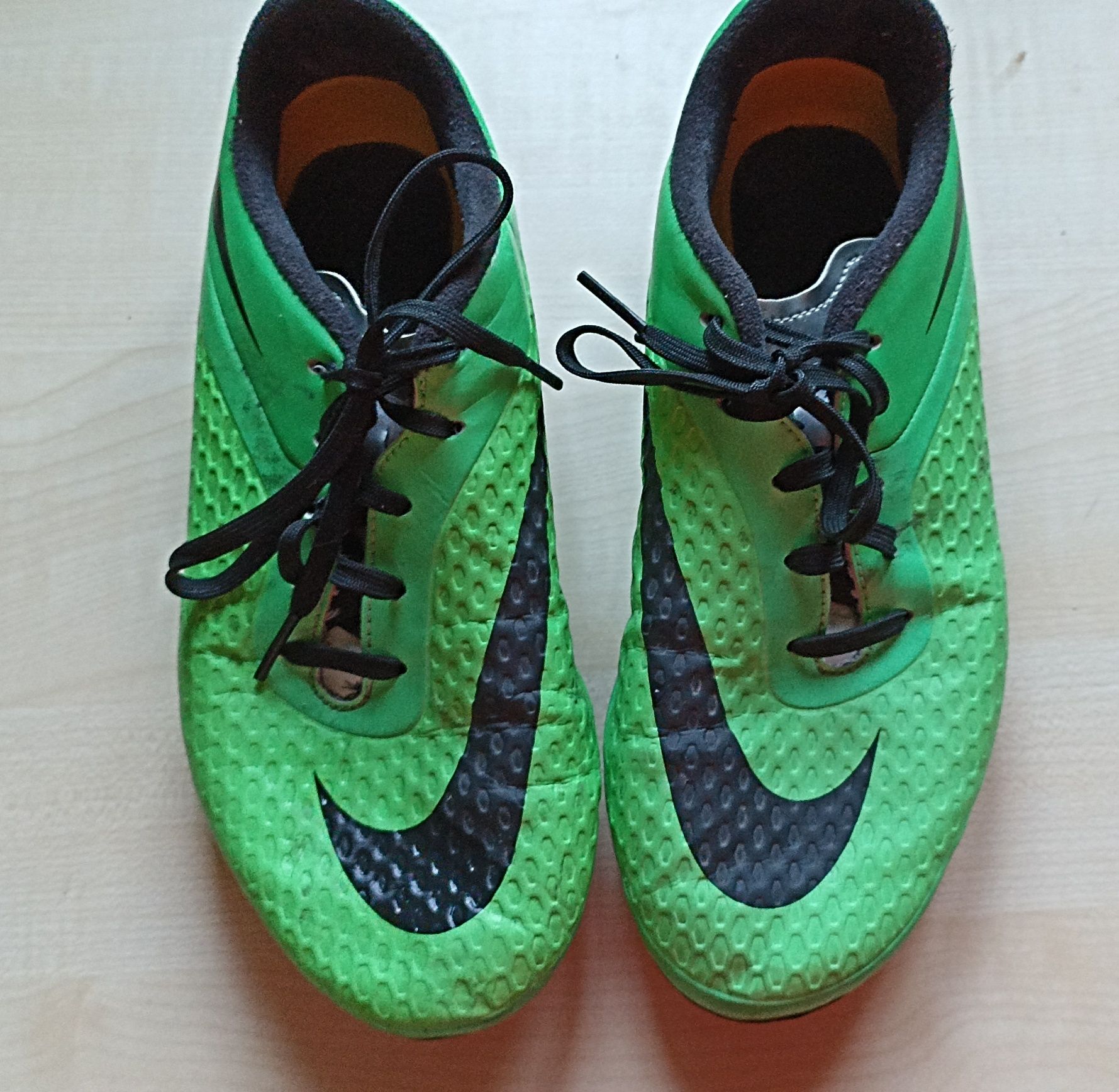 Ghete de fotbal hypervenom