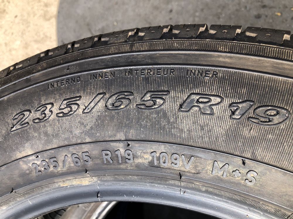 De vanzare 3 cauciucuri 235/65r19 pirelli 2017