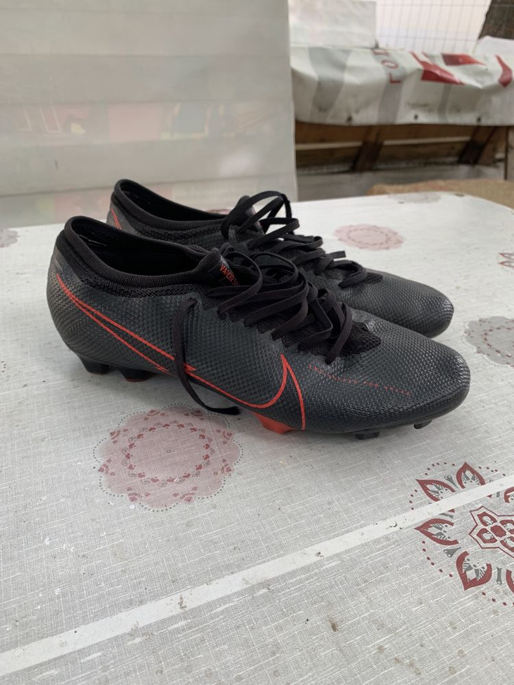 Футболни бутонки 42,5 Nike Mercurial  vapor  360 pro fg. Black/Red