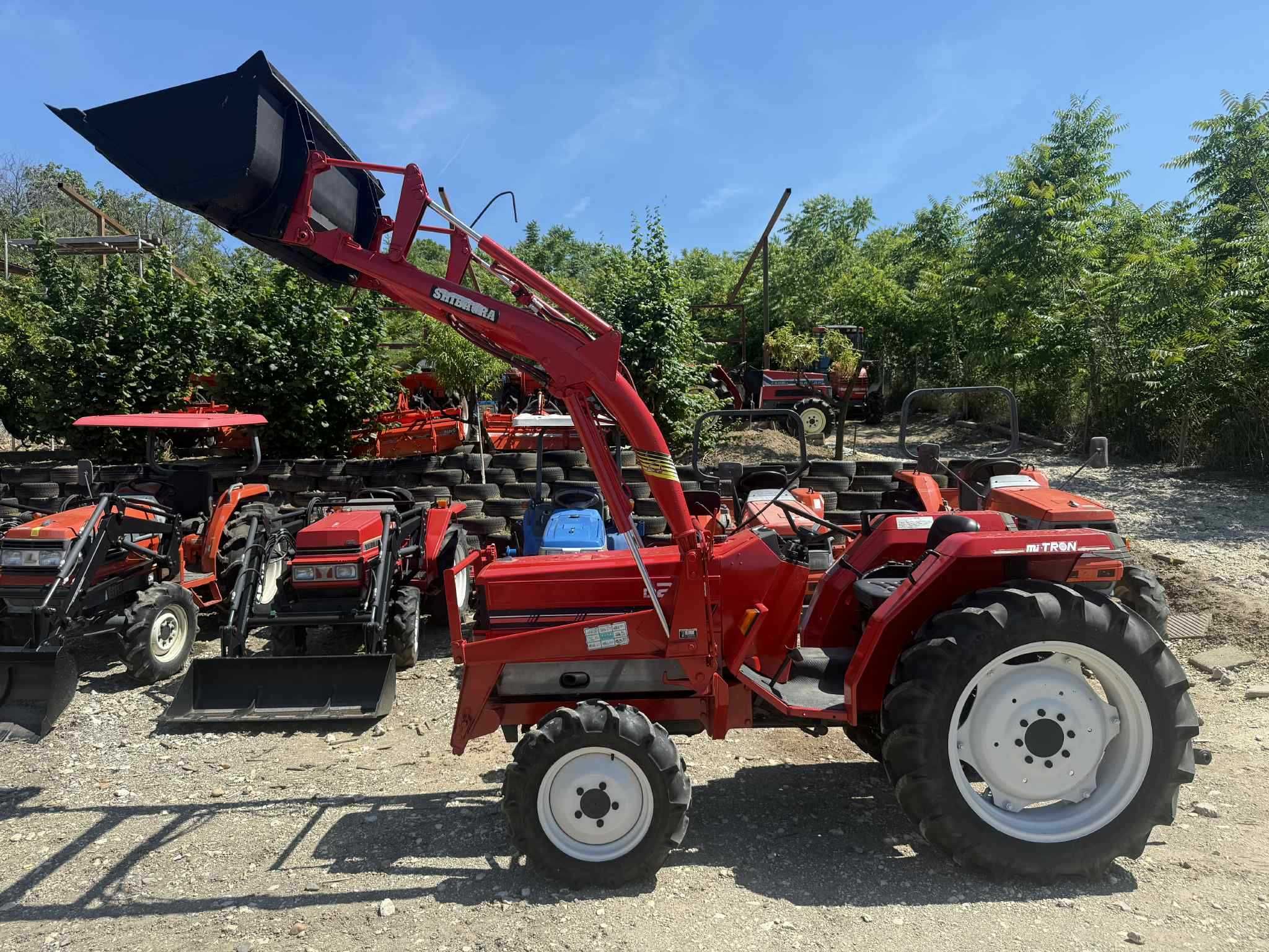 Челен товарач SHIBAURA D288 4x4