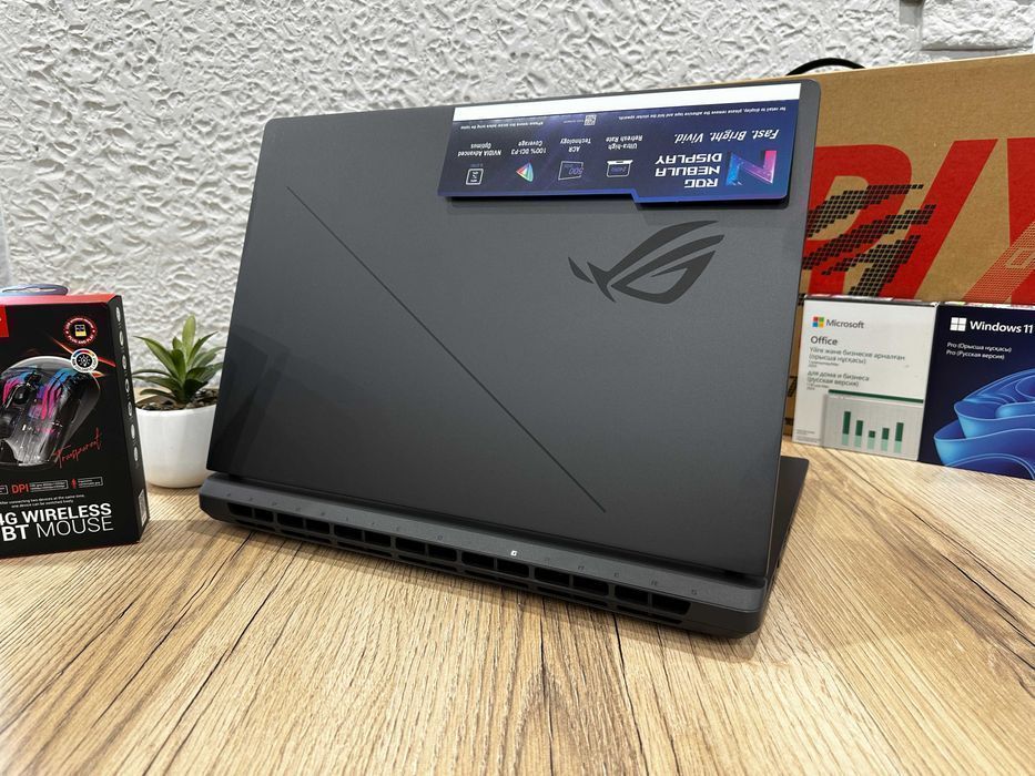 Игровой ноутбук ROG STRIX G18 /Core Ultra 9-275HX/32GB/1TB/RTX5070Ti