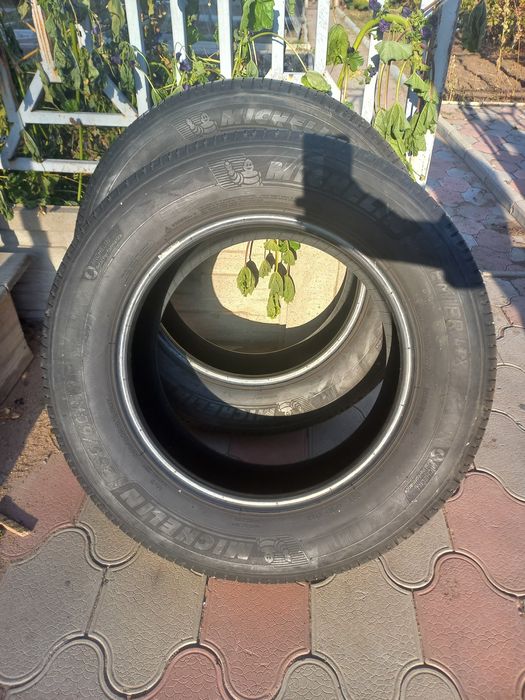 265/60/R18 резина