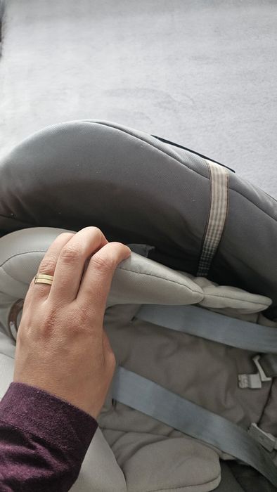 Vând scoica Cybex Aton 4