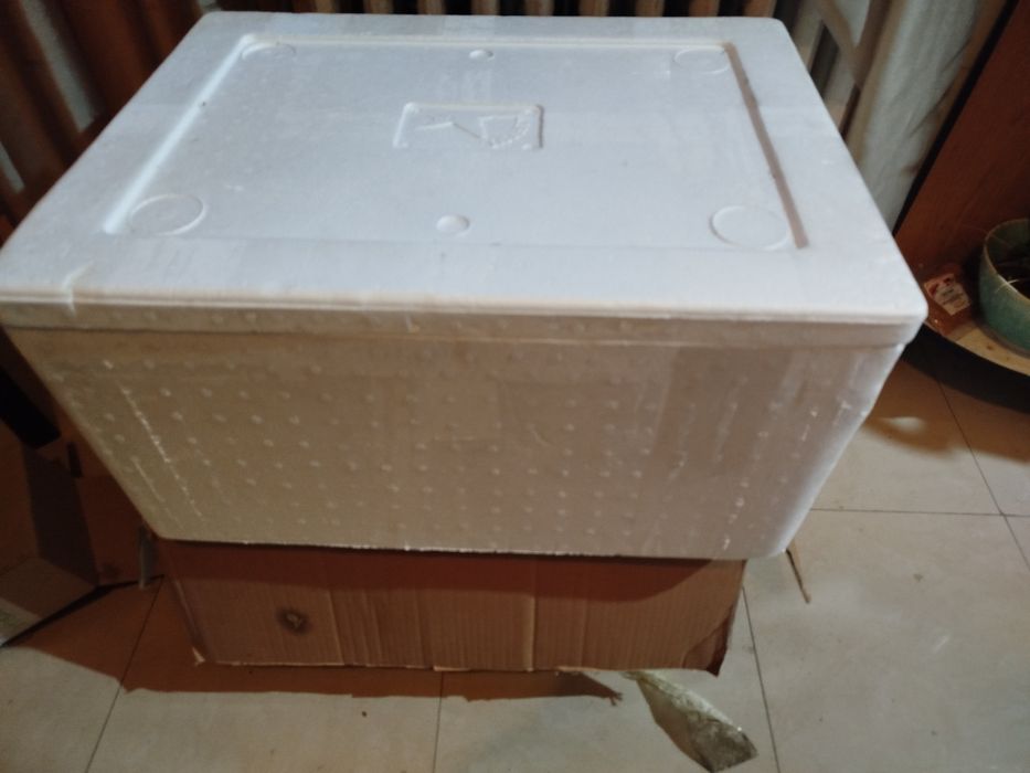 Cutii termoizolatoare